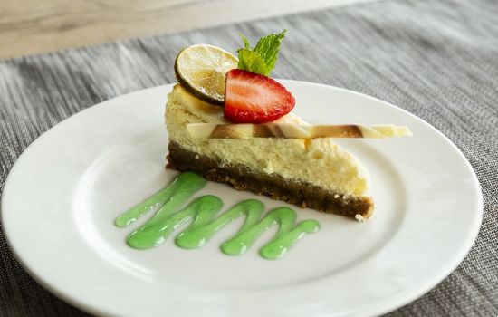 Cheesecake
s limetkovou omáčkou